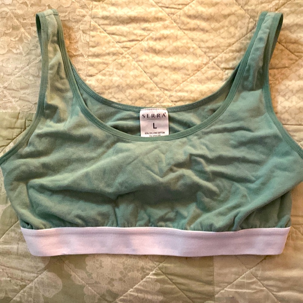 Very soft, new Serra sports bra. Super comfortable!